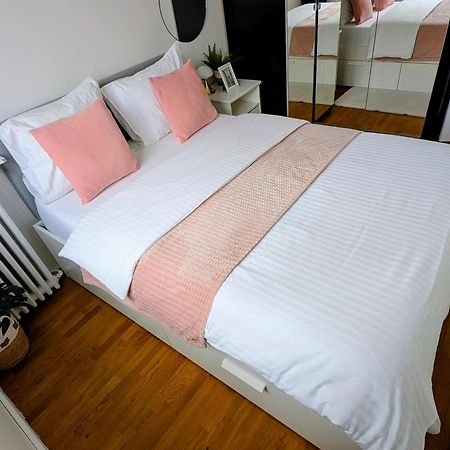 Entire 60M2 Apartment - Close To Paris - Parking - Kitchen - 2Min Rerb - Olympic'24 Bourg-la-Reine Exterior foto