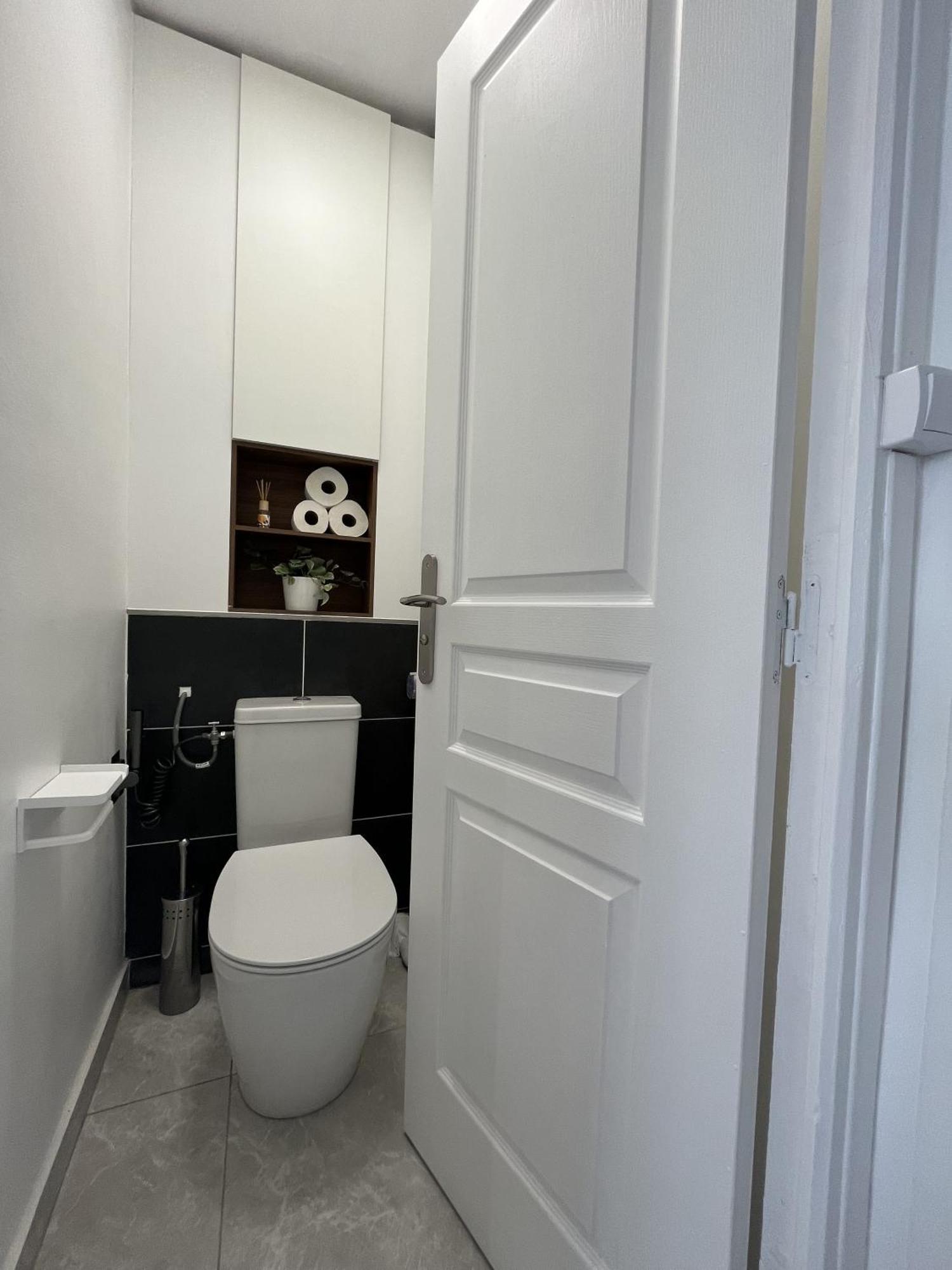 Entire 60M2 Apartment - Close To Paris - Parking - Kitchen - 2Min Rerb - Olympic'24 Bourg-la-Reine Exterior foto