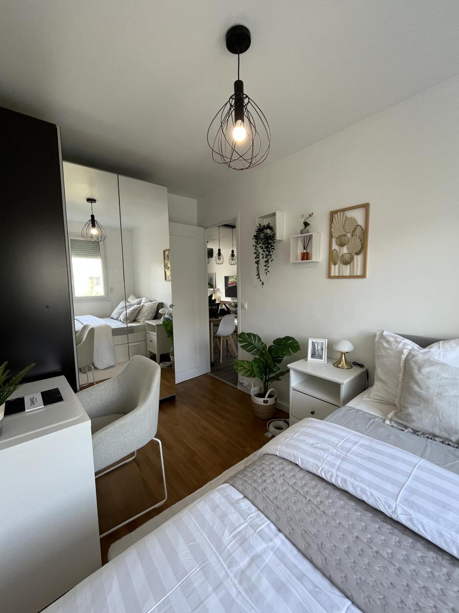 Entire 60M2 Apartment - Close To Paris - Parking - Kitchen - 2Min Rerb - Olympic'24 Bourg-la-Reine Exterior foto